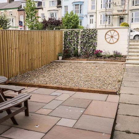 Harbour Hideaway Villa Whitby Buitenkant foto