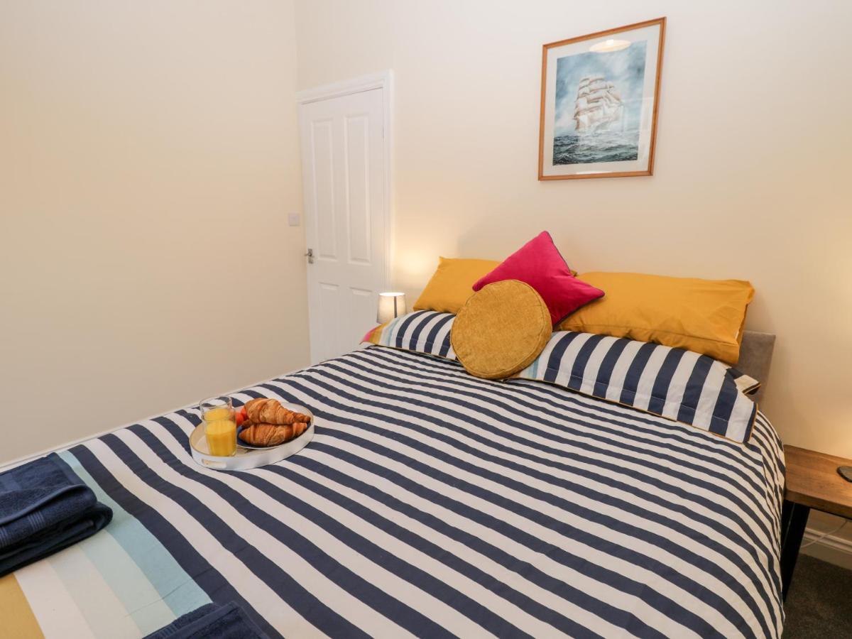 Harbour Hideaway Villa Whitby Buitenkant foto