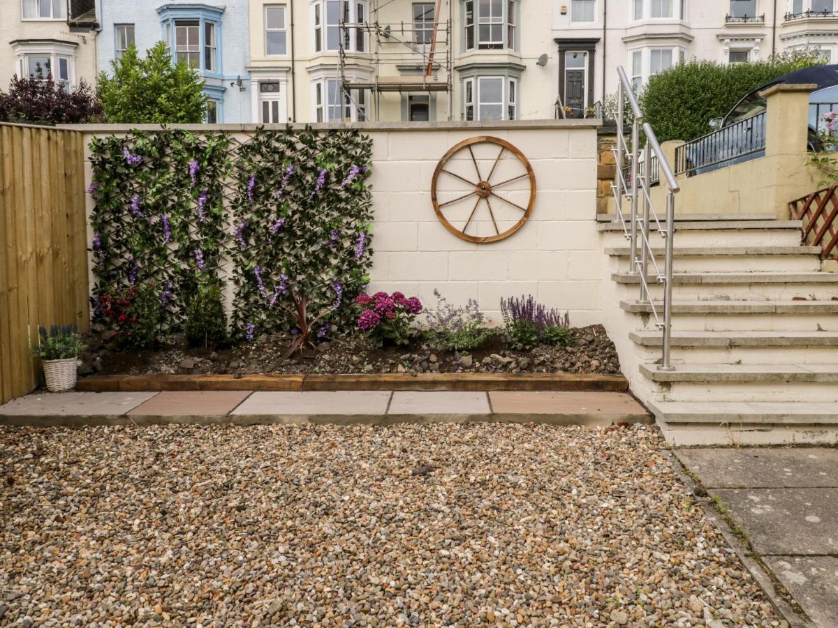 Harbour Hideaway Villa Whitby Buitenkant foto